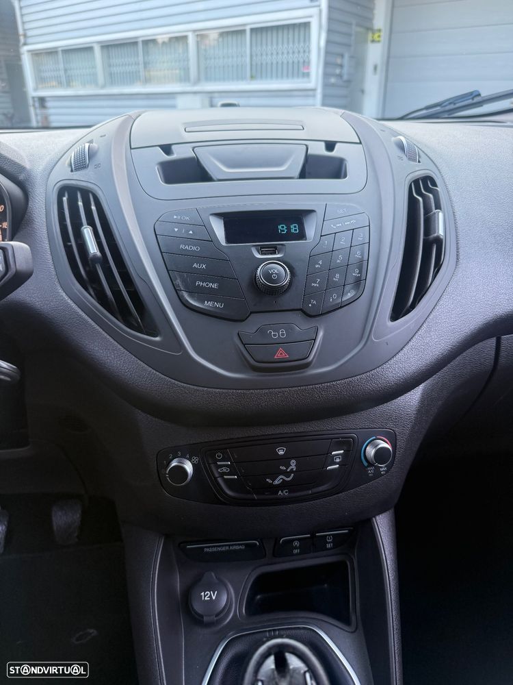 Ford Tourneo Courier 1.5 TDCi Titanium - 9