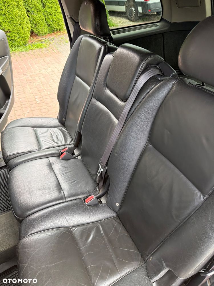 Volvo XC 90 2.4 D5 - 18