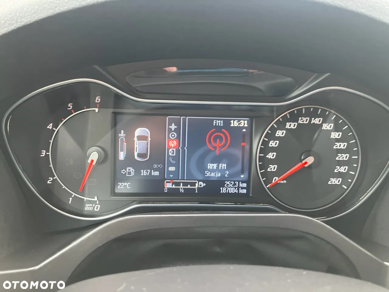 Ford Galaxy 2.0 TDCi Titanium - 32
