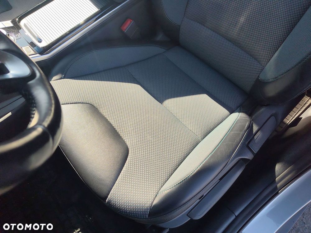 Kia Niro - 12