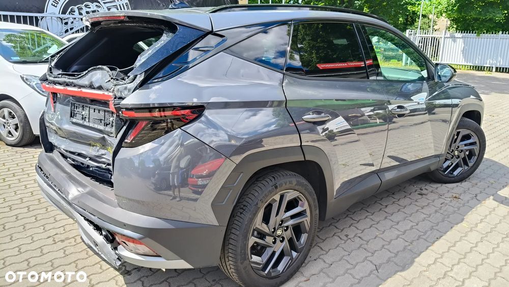 Hyundai Tucson 1.6 T-GDi 48V-Hybrid 2WD DCT Select - 8