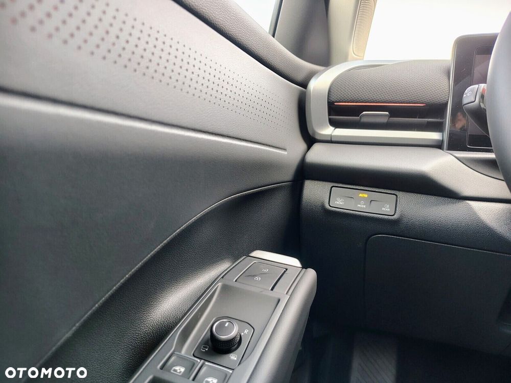 Volkswagen T-Roc - 19