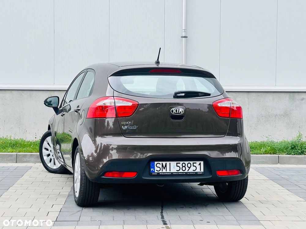 Kia Rio 1.2 Business Line - 15