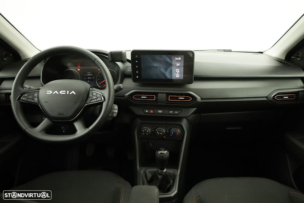 Dacia Sandero - 8