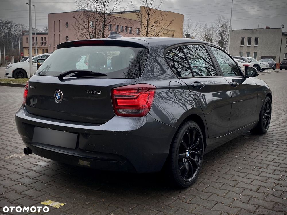 BMW Seria 1 118d DPF Edition Sport - 18