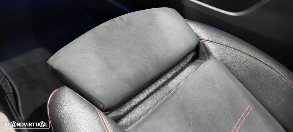 Mercedes-Benz A 180 - 38