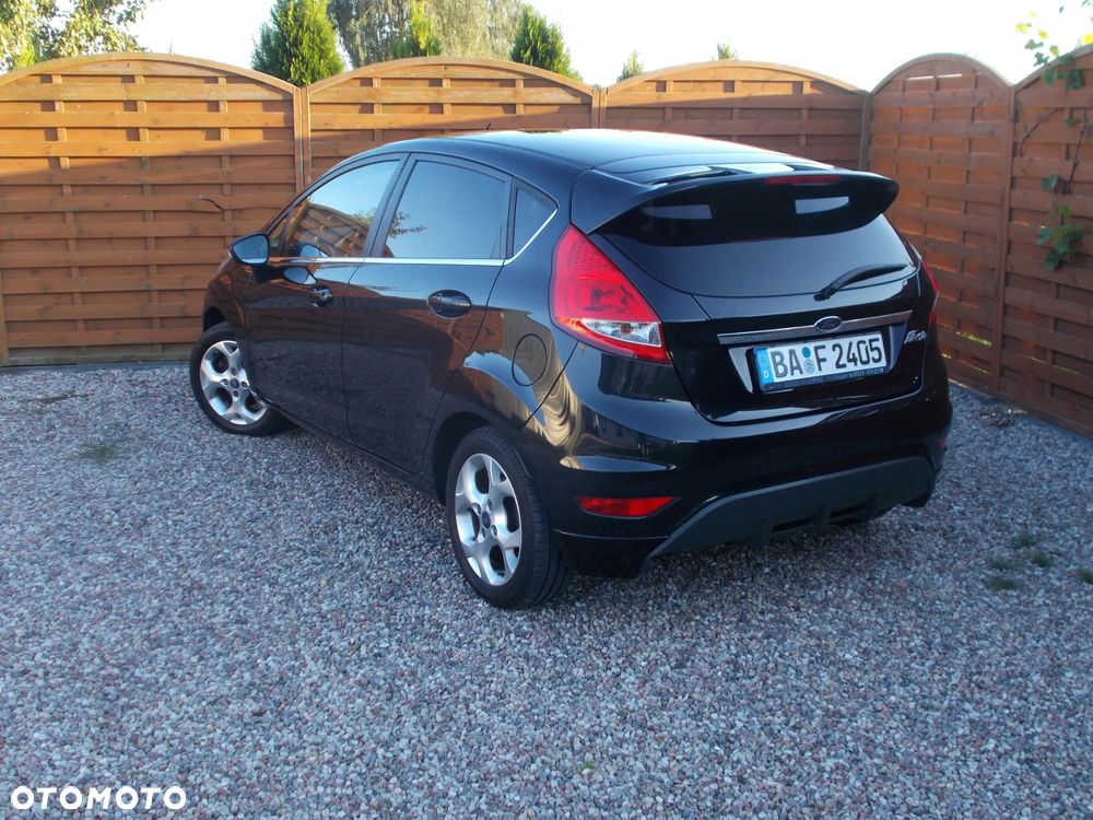 Ford Fiesta 1.6 Titanium - 4
