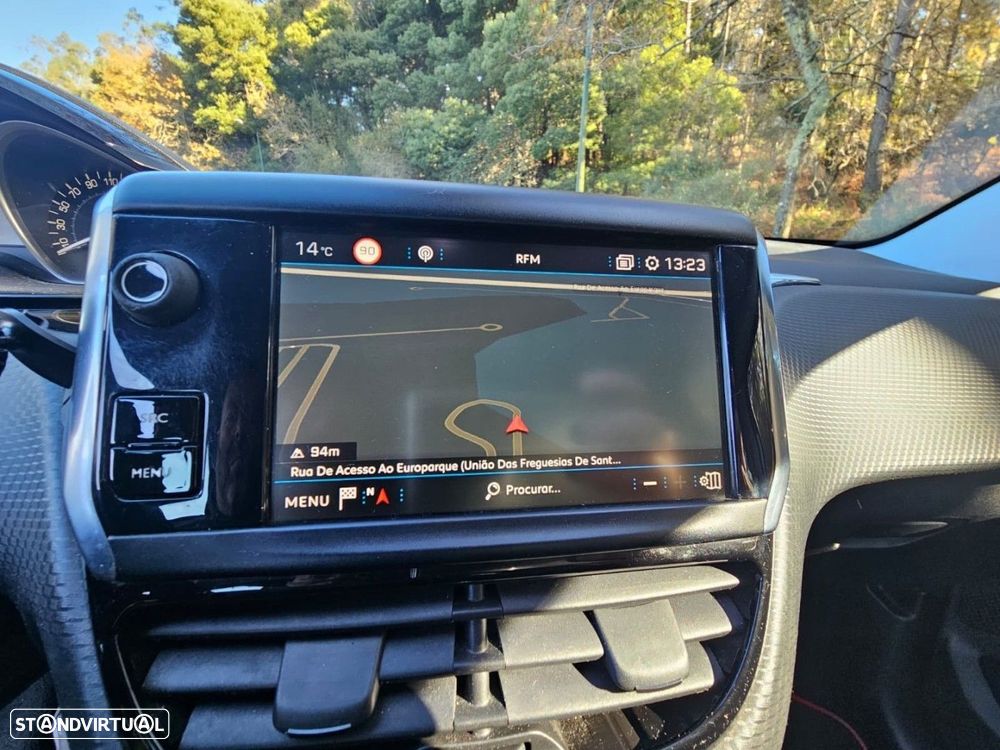 Peugeot 208 1.6 BlueHDi Allure - 9