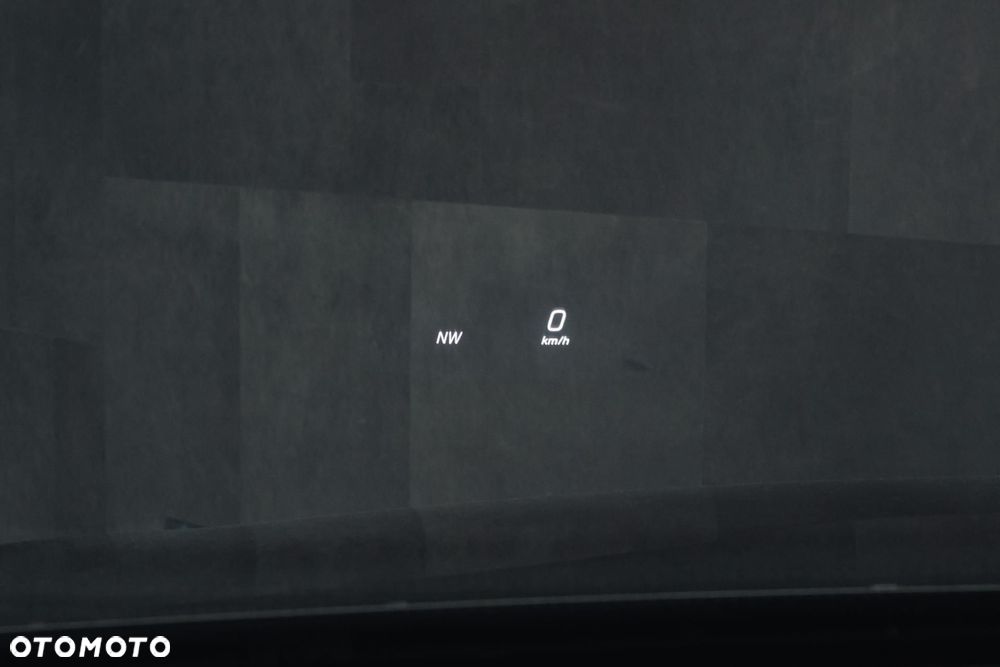 Mercedes-Benz Klasa E 220 d 4-Matic 9G-TRONIC - 31