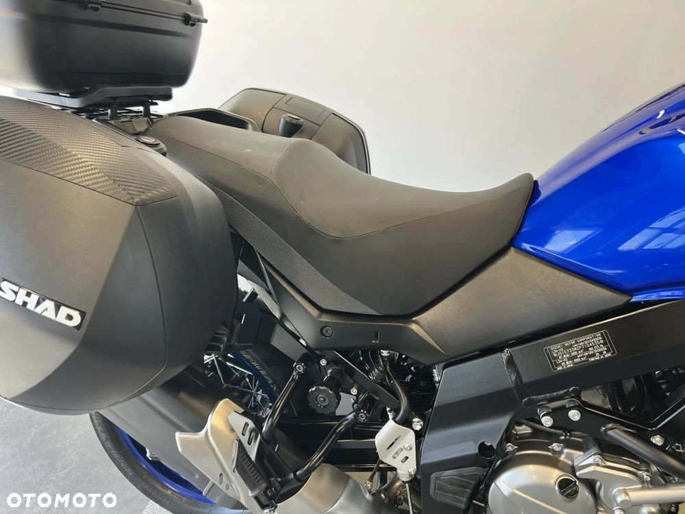 Suzuki V-STROM - 30