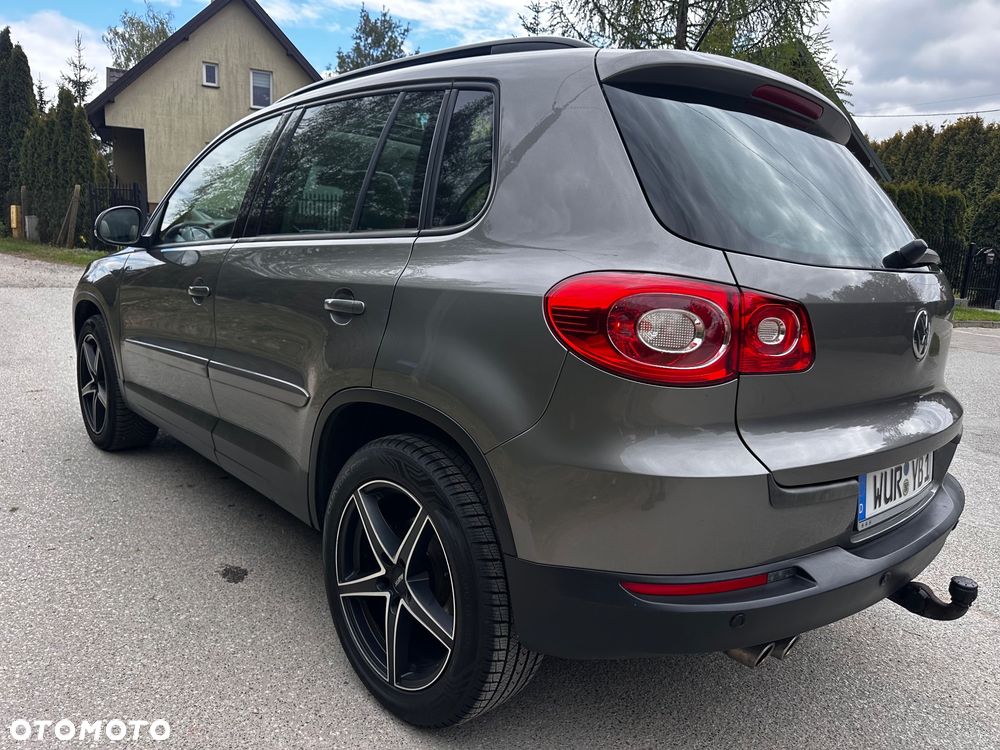 Volkswagen Tiguan 2.0 TDI DPF 4Motion Track & Style - 4