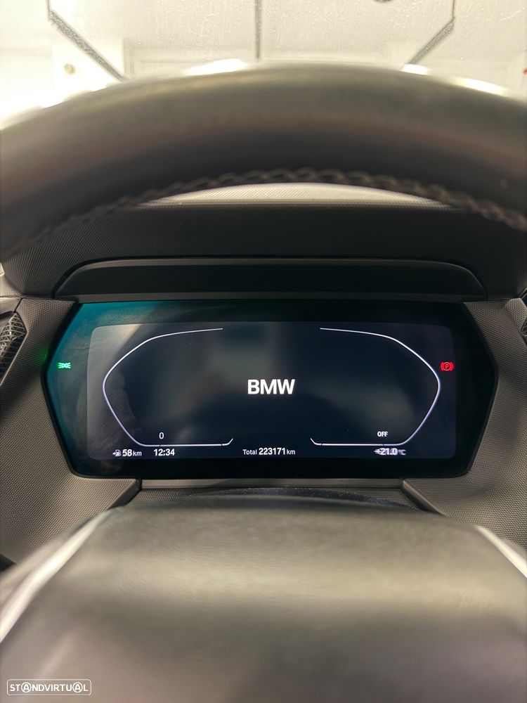 BMW 116 d Line Luxury Auto - 28