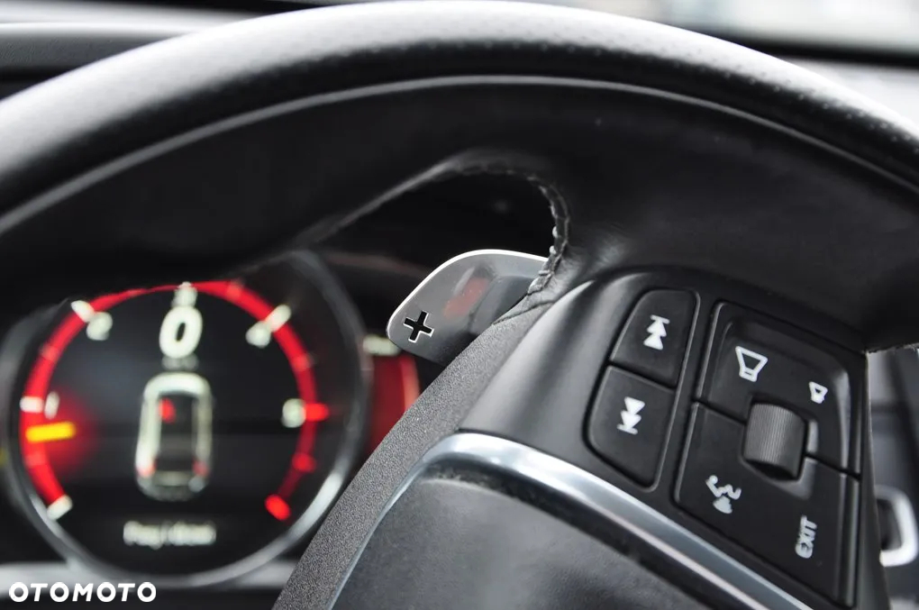 Volvo XC 60 - 38