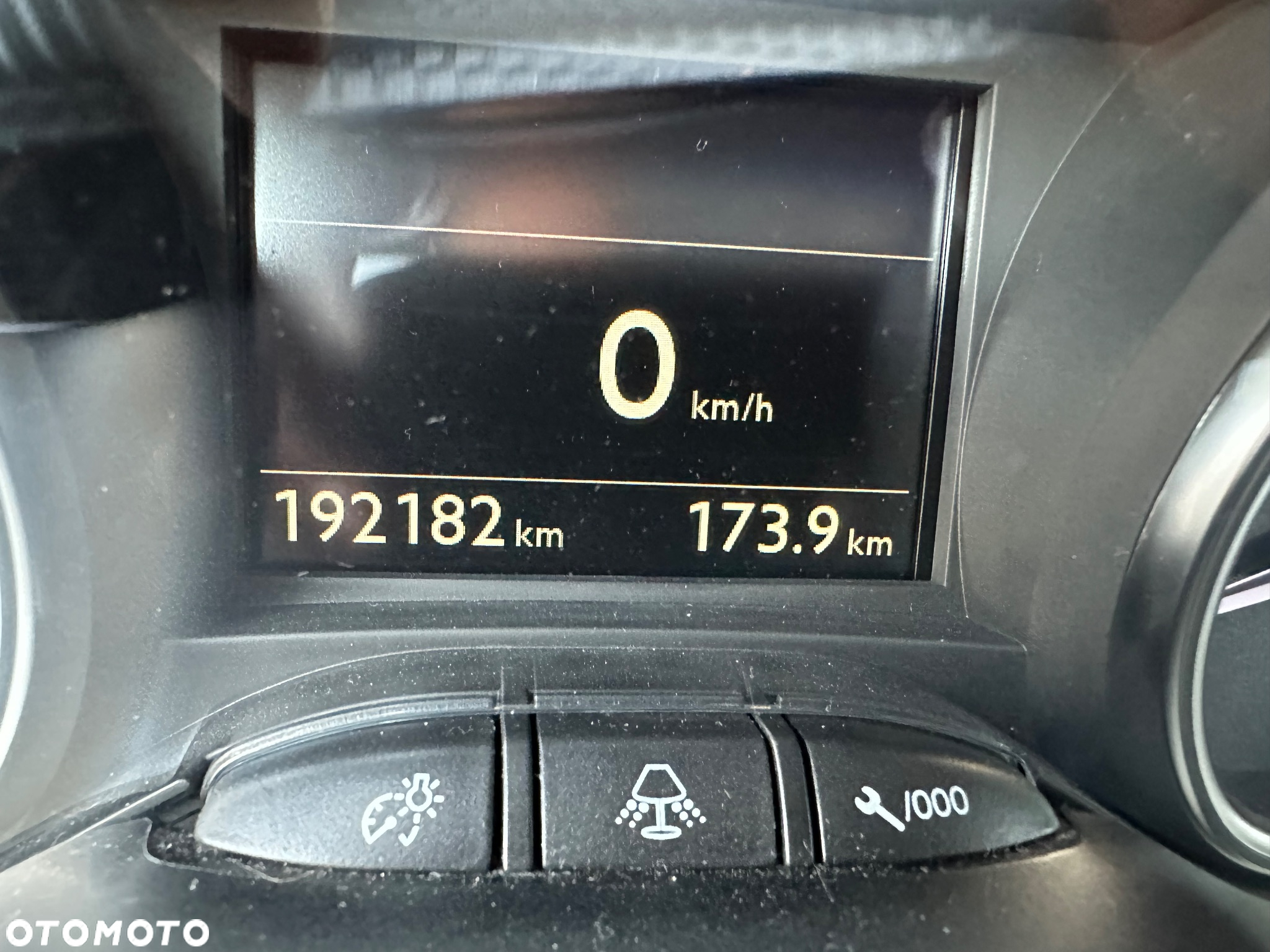 Peugeot 2008 1.6 BlueHDi Allure - 25
