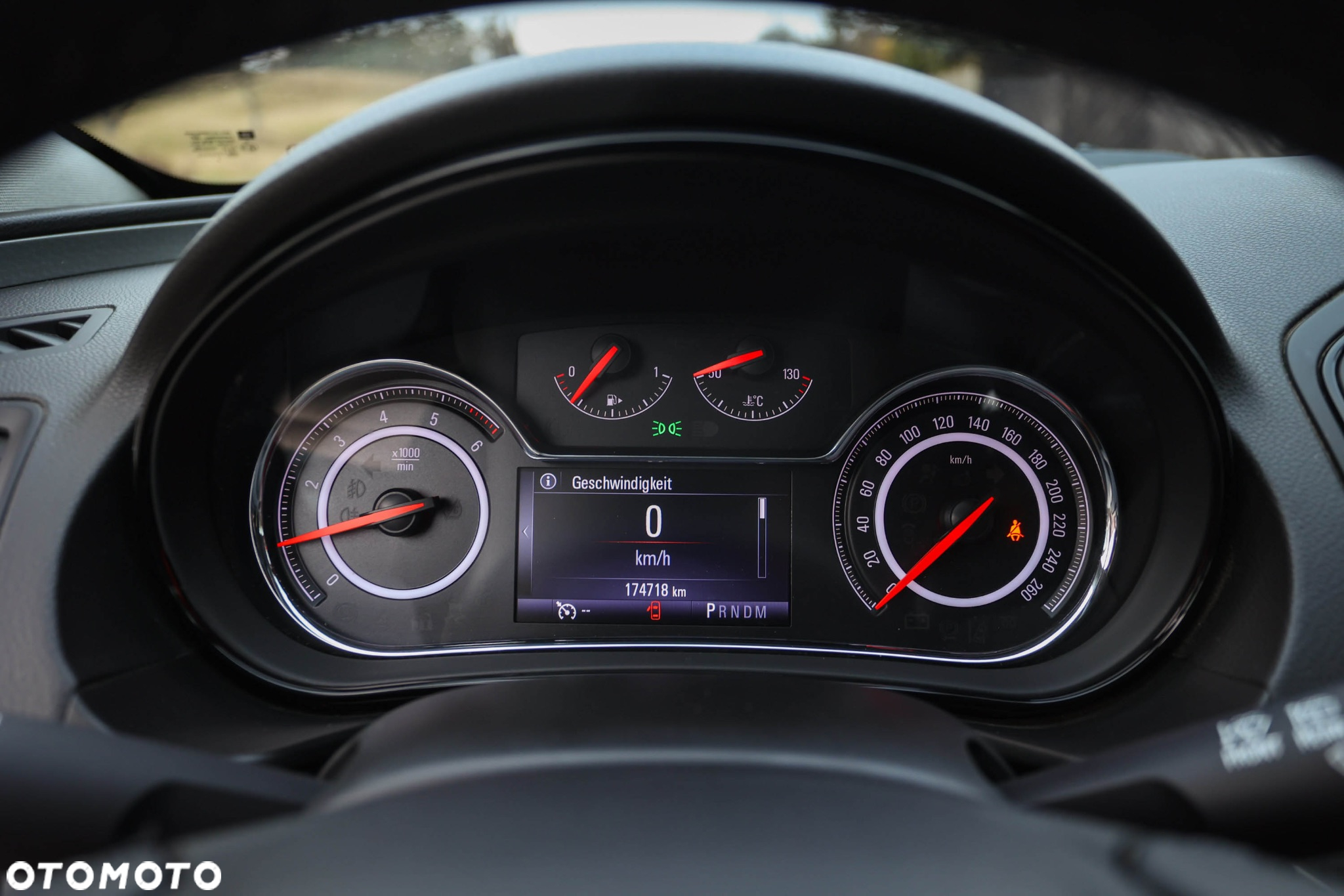 Opel Insignia - 33