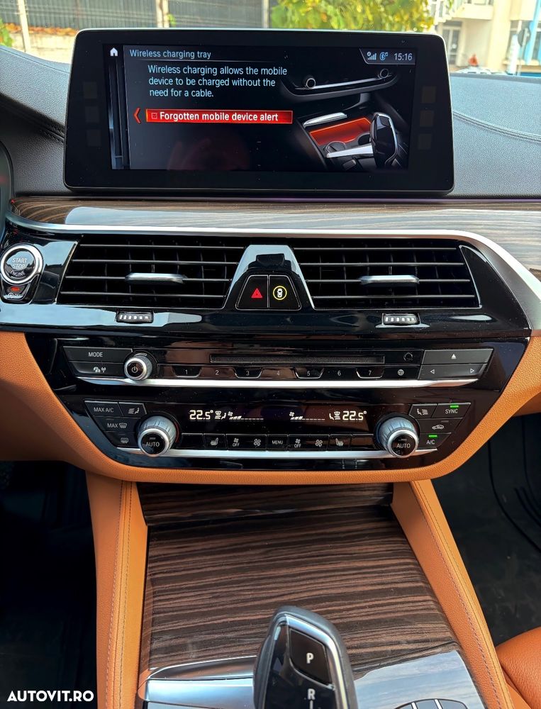 BMW Seria 5 520d xDrive AT - 14