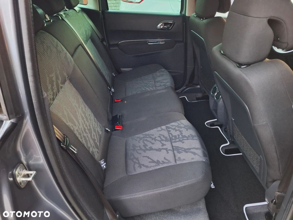 Peugeot 3008 2.0 HDi Allure - 26