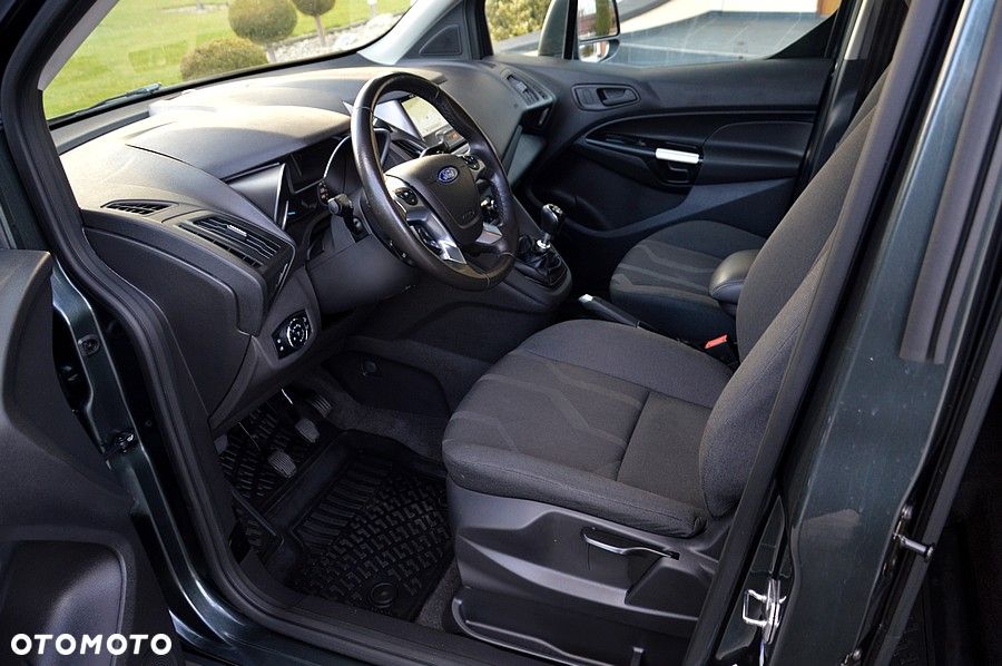 Ford Tourneo Connect 1.5 TDCi Start-Stop Titanium - 20