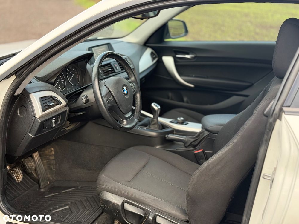BMW Seria 1 116d - 24