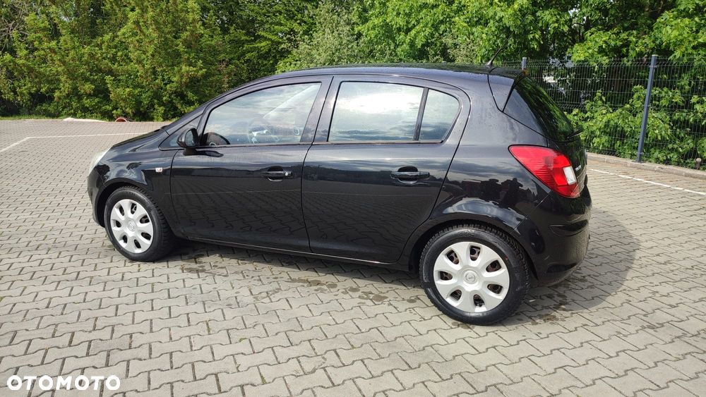 Opel Corsa 1.4 16V Energy - 5