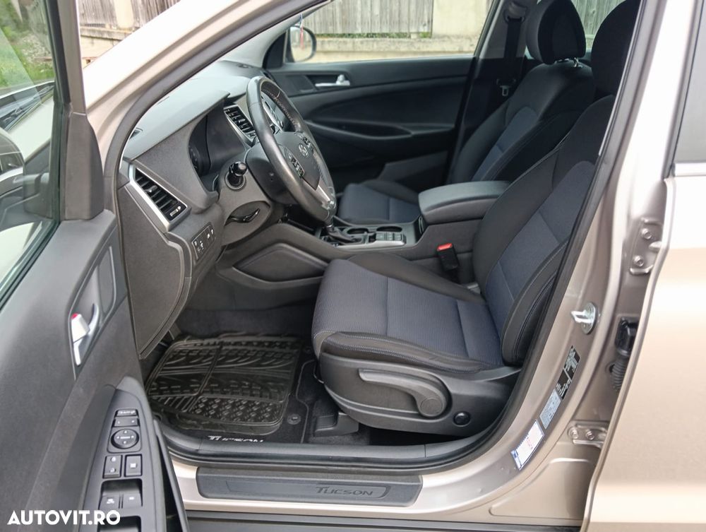 Hyundai Tucson blue 1.7 CRDi 2WD DCT Style - 28