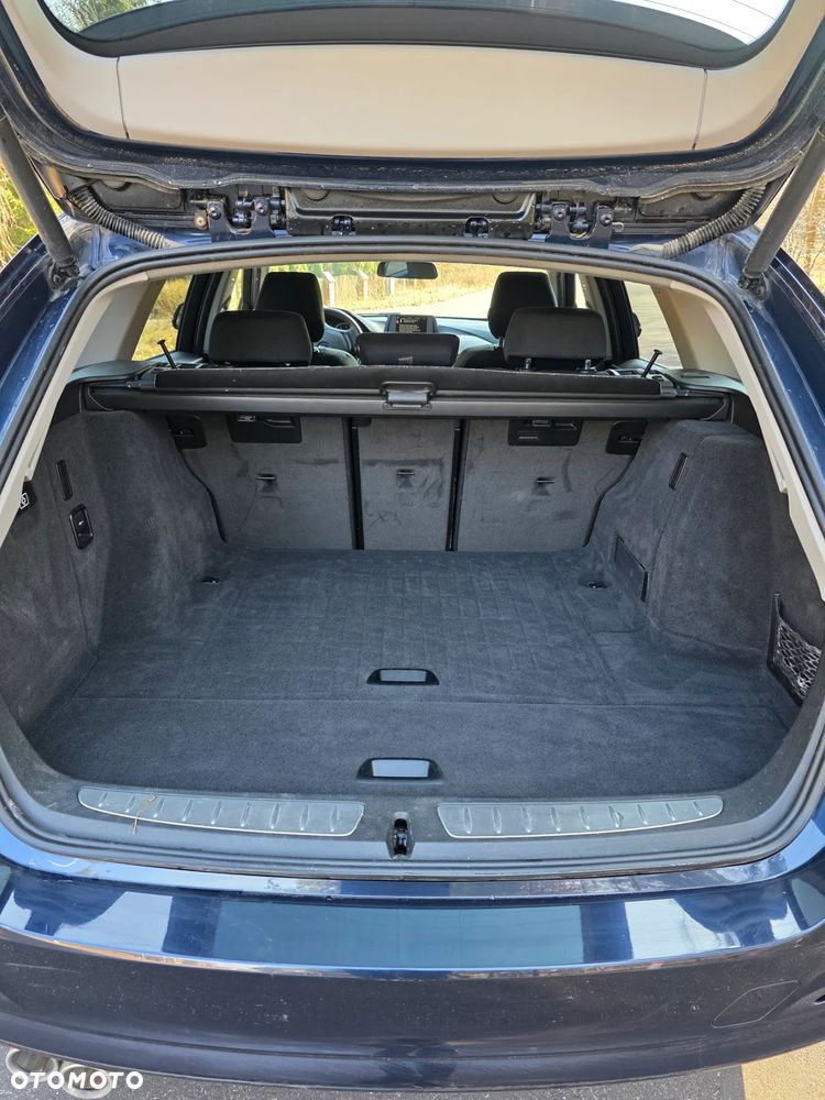 BMW Seria 3 320d Touring - 7