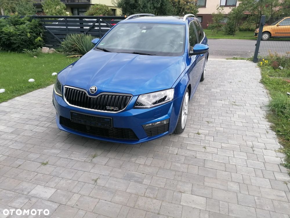 Skoda Octavia 2.0 TDI (Green tec) DSG RS - 1