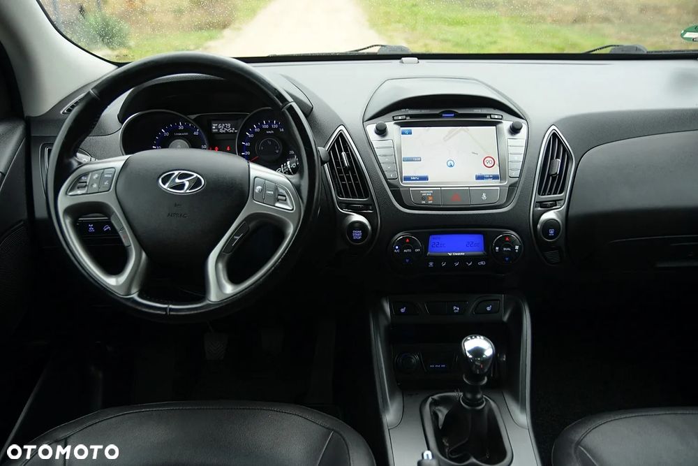 Hyundai ix35 2.0 CRDi Premium 4WD - 24
