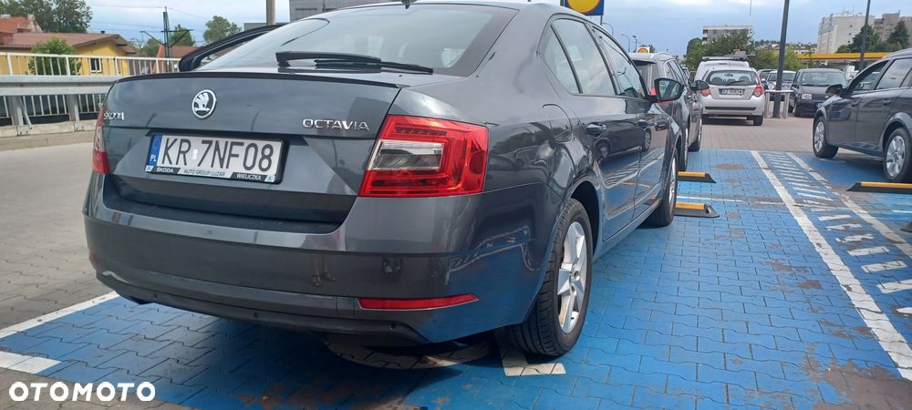 Skoda Octavia 1.5 TSI ACT Ambition - 4