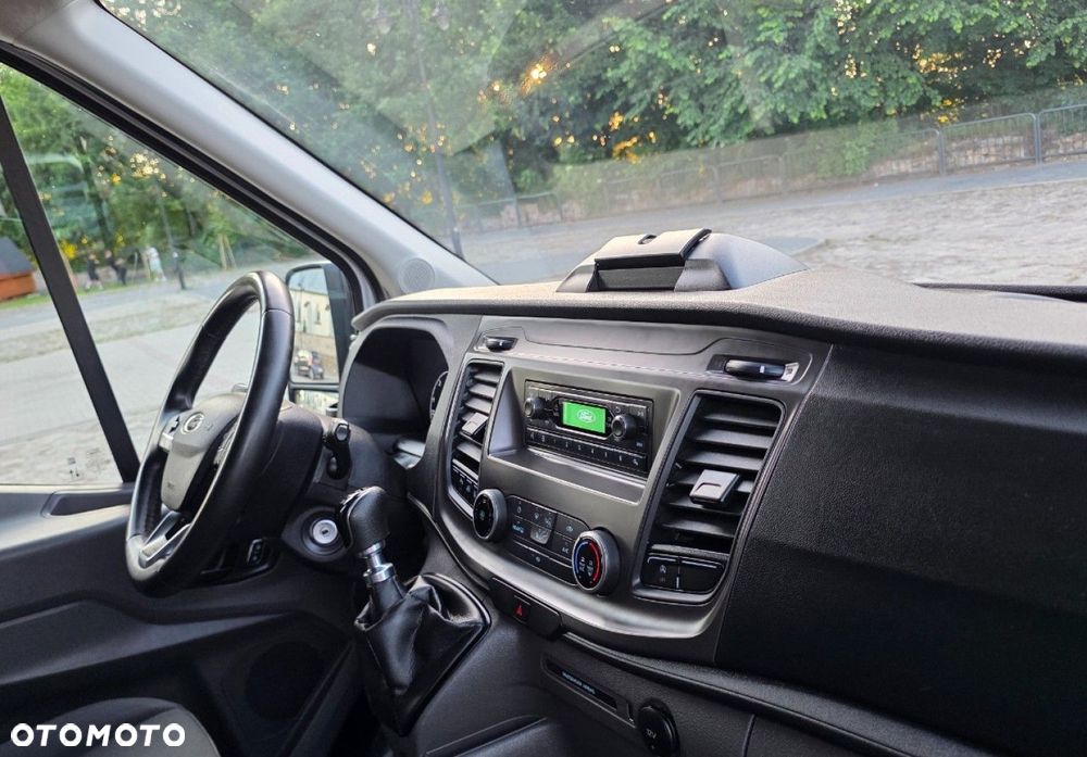Ford Transit - 23