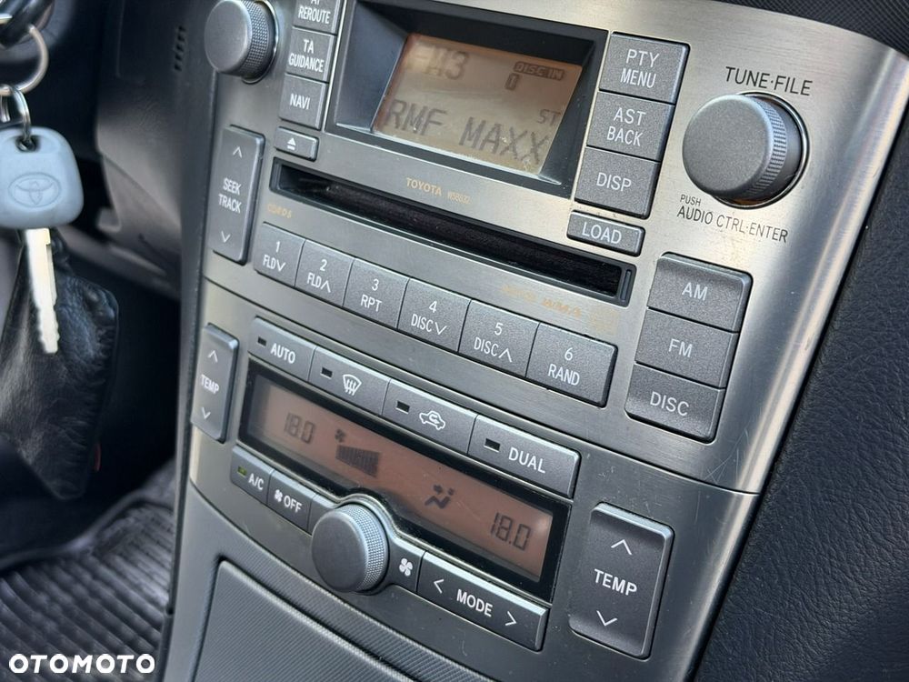 Toyota Avensis - 20