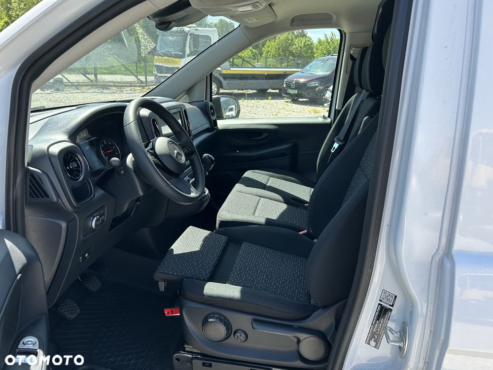 Mercedes-Benz Vito - 11