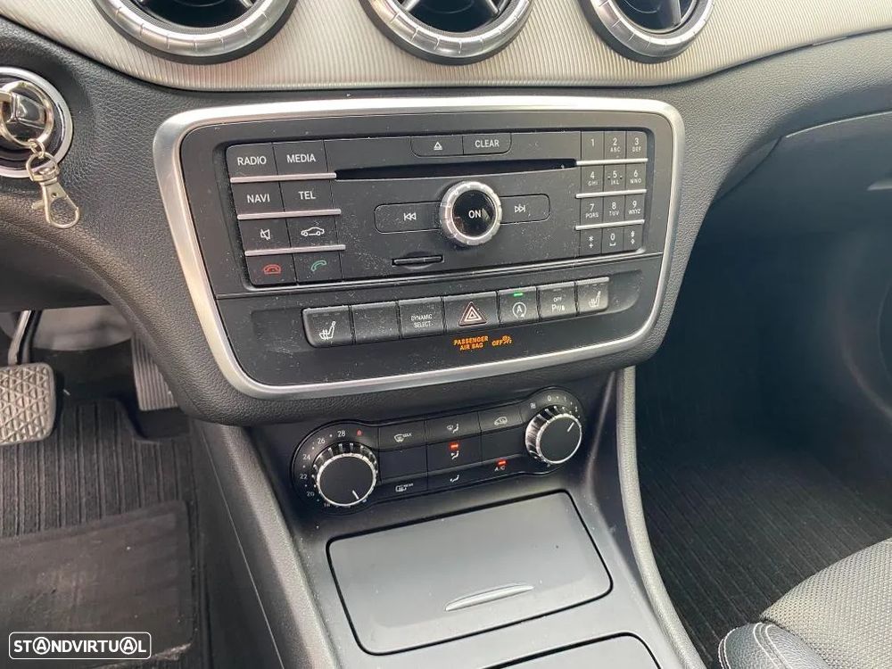 Mercedes-Benz CLA 220 d Shooting Brake Urban Aut. - 18