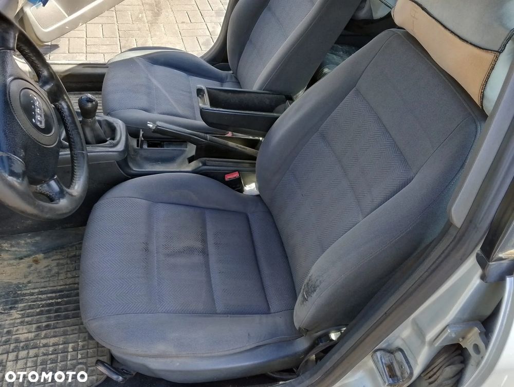 Audi A4 B5 Przed Lift (94-97.) 1.9 TDI 89KM. Silnik AHU Skrzynia DHL lakier LY7M / L5.Cały na części. GWARANCJA !!! Przód Tył Zestaw Komplet Drzwi Klapa Zderzak Błotnik Maska Grill Atrapa Szyba Pas Lampa Lusterko Boczki Fotel Kanapa Kokpit Deska Rozdzielcza Przełącznik Włącznik Sterownik Przewody Wiązka Instalacja Moduł Komputer Czujnik Listwa Pompa Alternator Wtryski Głowica Rozrusznik Kompresor Sprzęgło Dwumas Silnik Skrzynia ABS Klimatyzacji Paliwa Wspomagania Kolektor Turbina Przepustnica Zawór Chłodnica Koło Hak Belka Sanki Zawieszenie Mcpherson Półoś Amortyzator Wydech Tłumik Zacisk Most - 12