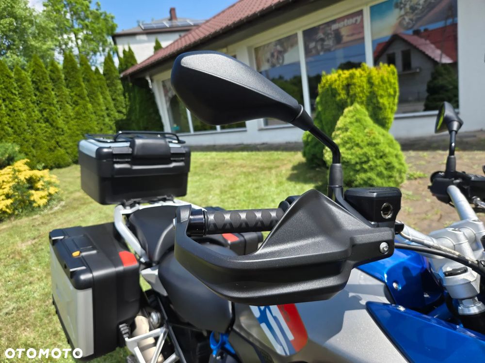 BMW R - 7