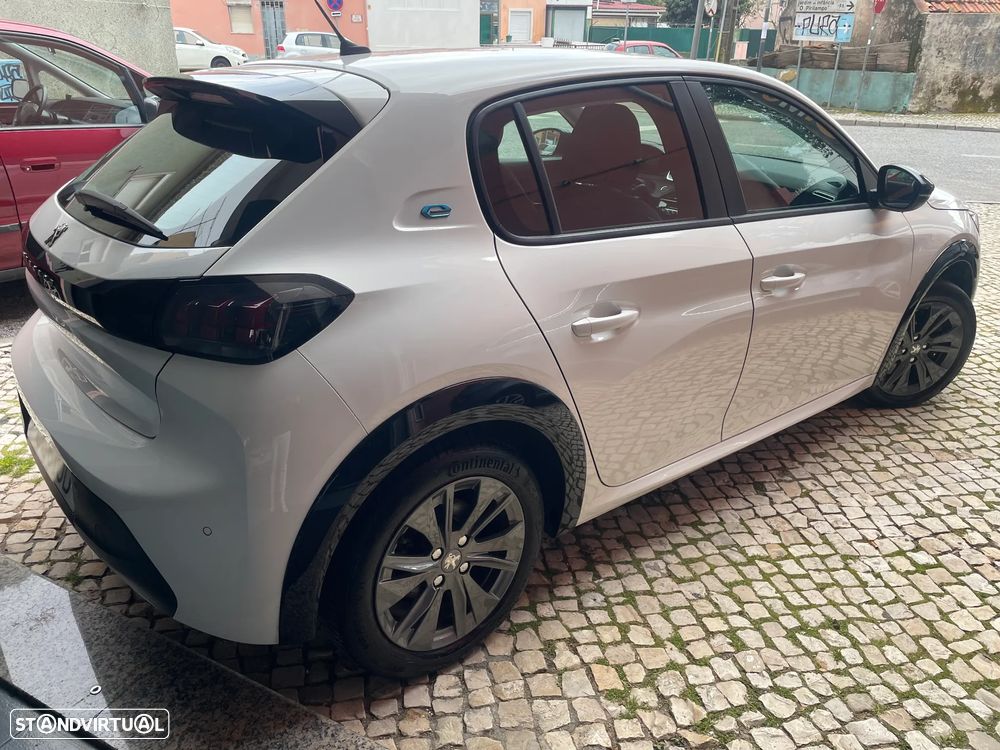 Peugeot e-208 Active Pack - 4