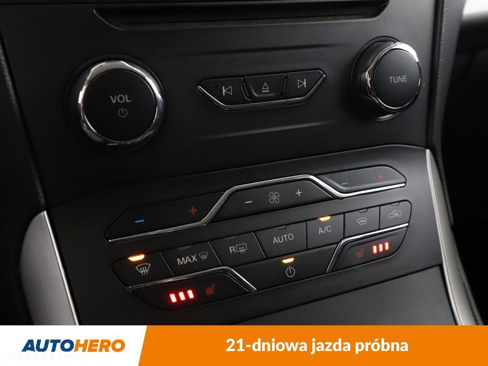Ford S-Max - 26