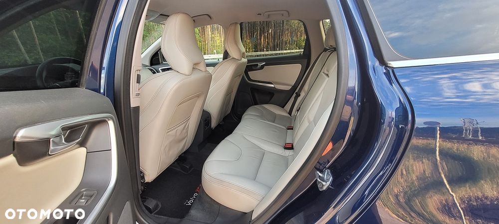 Volvo XC 60 - 26