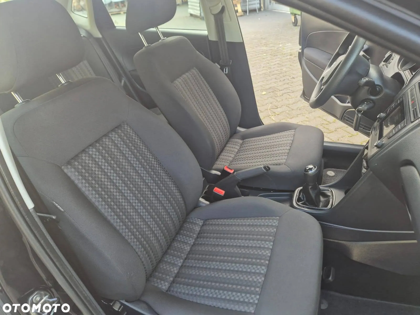 Volkswagen Polo - 19