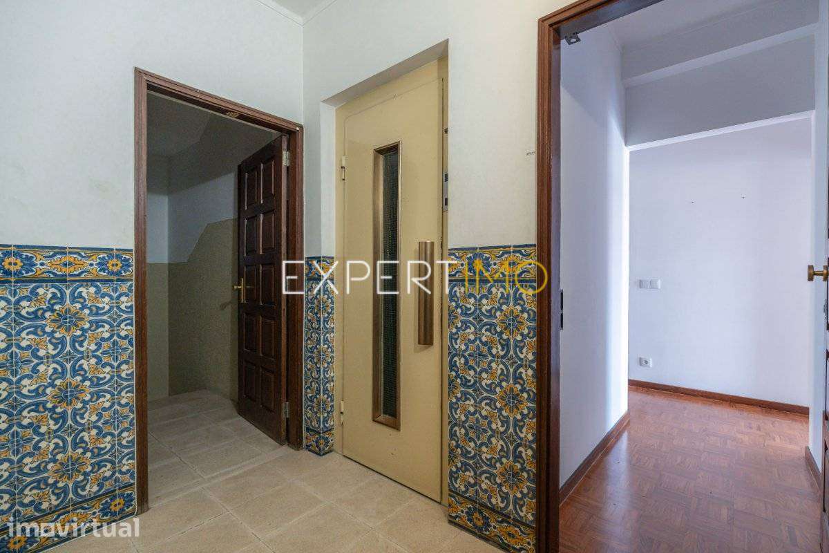 T2 para Arrendamento com Garagem | Celas – Av. Calouste Gulbenkian... - Grande imagem: 4/32