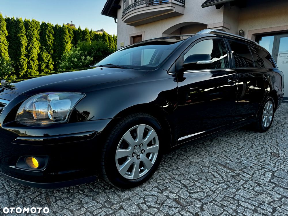 Toyota Avensis 1.8 VVT-i Executive - 9