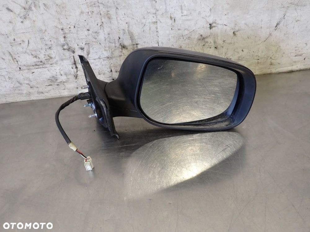 LUSTERKO PRAWE ELEKTRYCZNE TOYOTA YARIS II 1.0 - 1