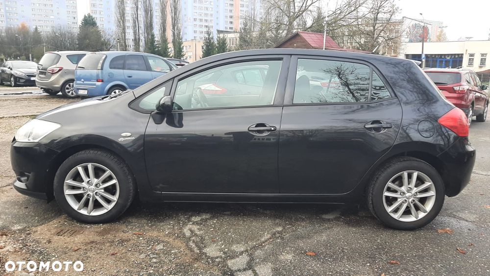 Toyota Auris - 5