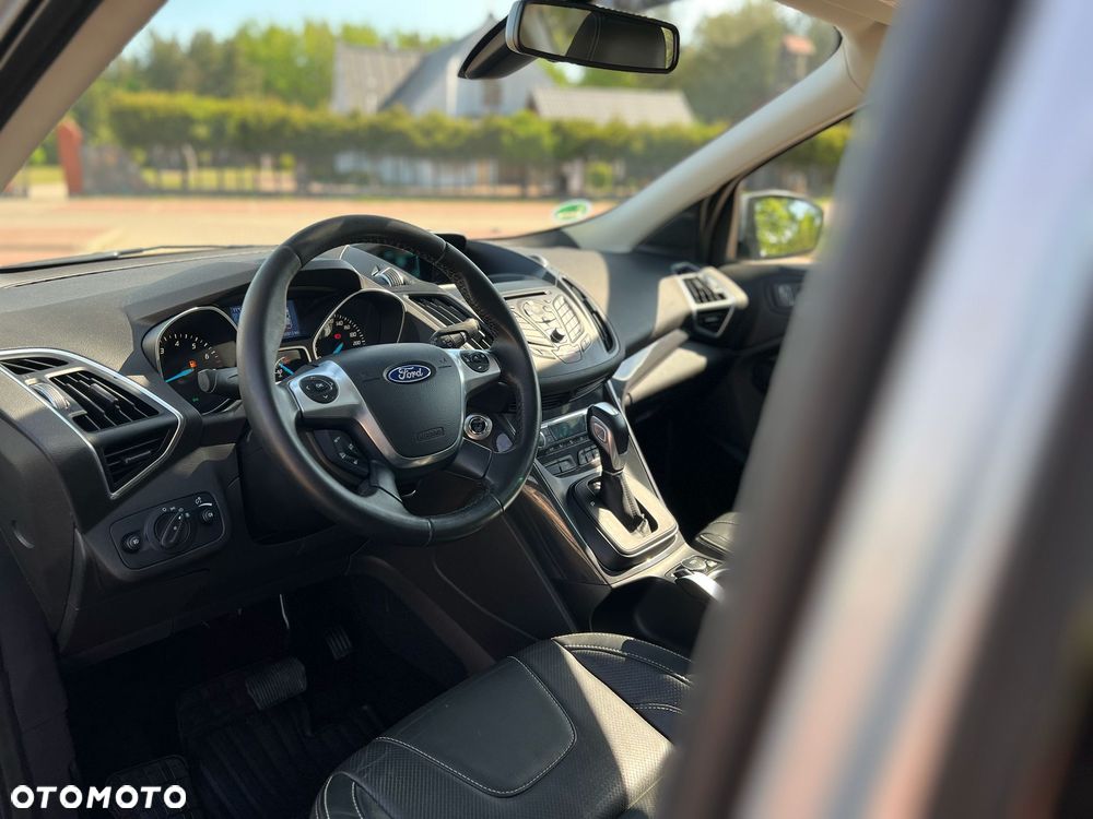 Ford Kuga - 10