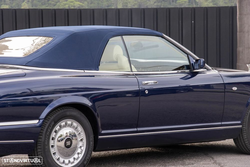 Rolls Royce Corniche Standard - 17