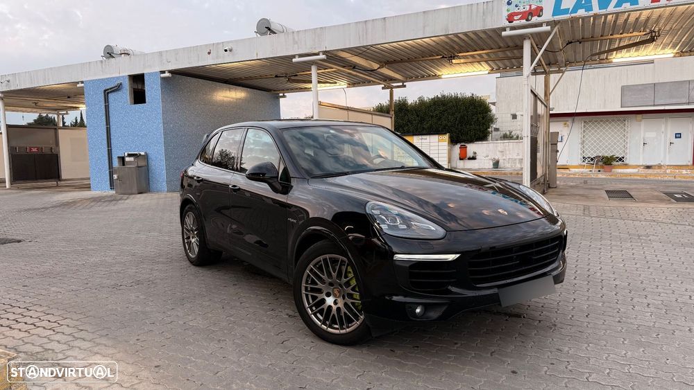 Porsche Cayenne - 14