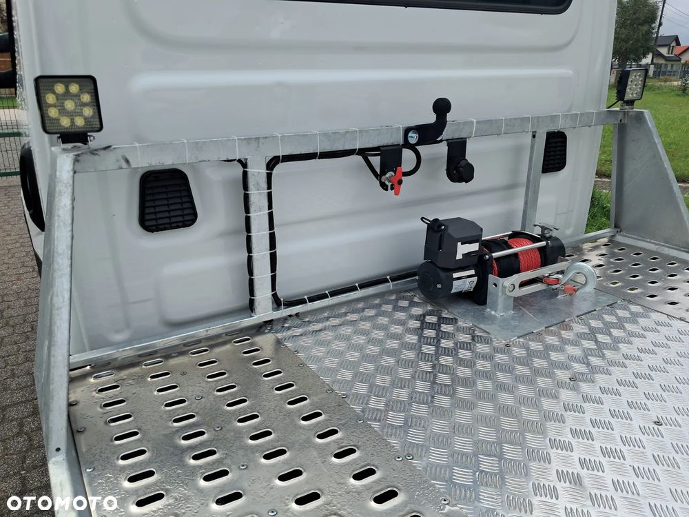 Iveco 35S18 3,0 180KM Nowa Laweta Salon Polska Super Stan 3,0 180 KM - 17