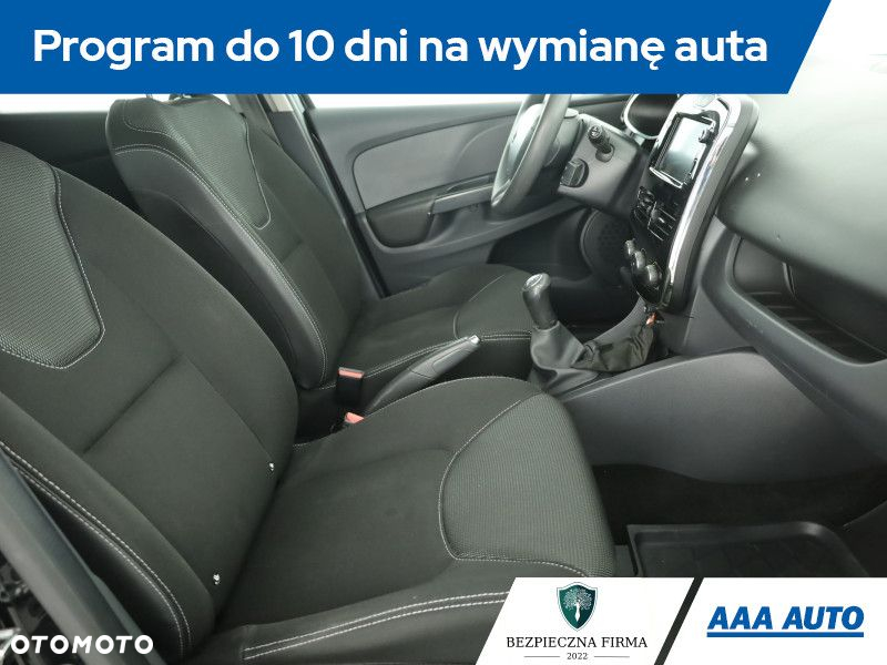 Renault Clio - 8