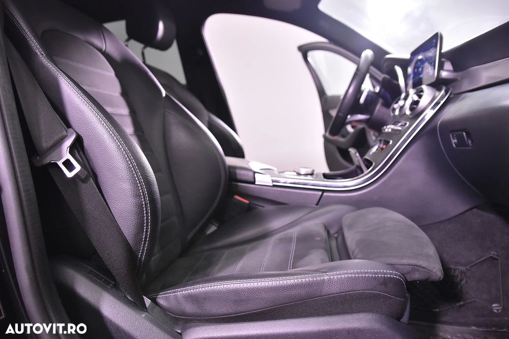 Mercedes-Benz C - 11