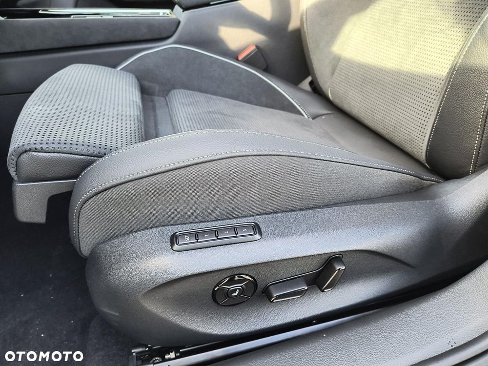 Skoda Superb 2.0 TSI Sportline DSG - 28